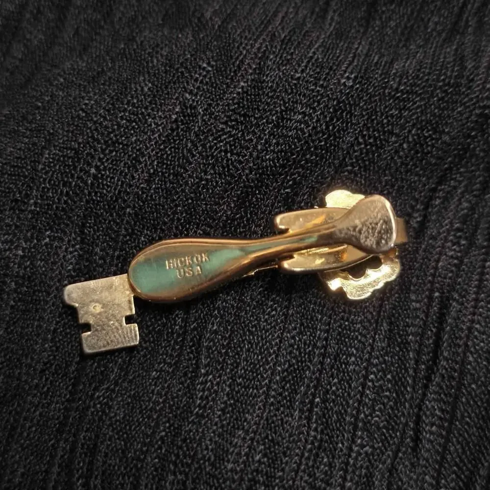 Vintage Hickok Gold Tone Skeleton Key Tie Clip Tie Bar USA